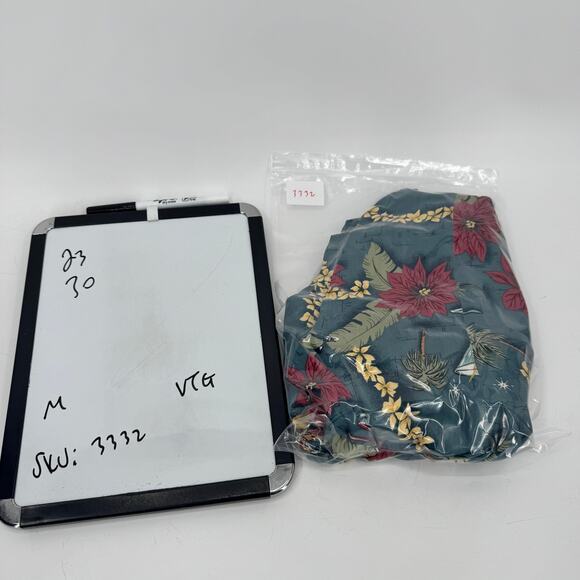 Tommy Bahama Silk Shirt Mens Medium Holiday Christmas Aloha Santa 2002 Vintage - Picture 9 of 9